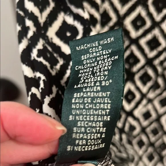 Chic Black and White Geometric Dress - Picture 5 of 5